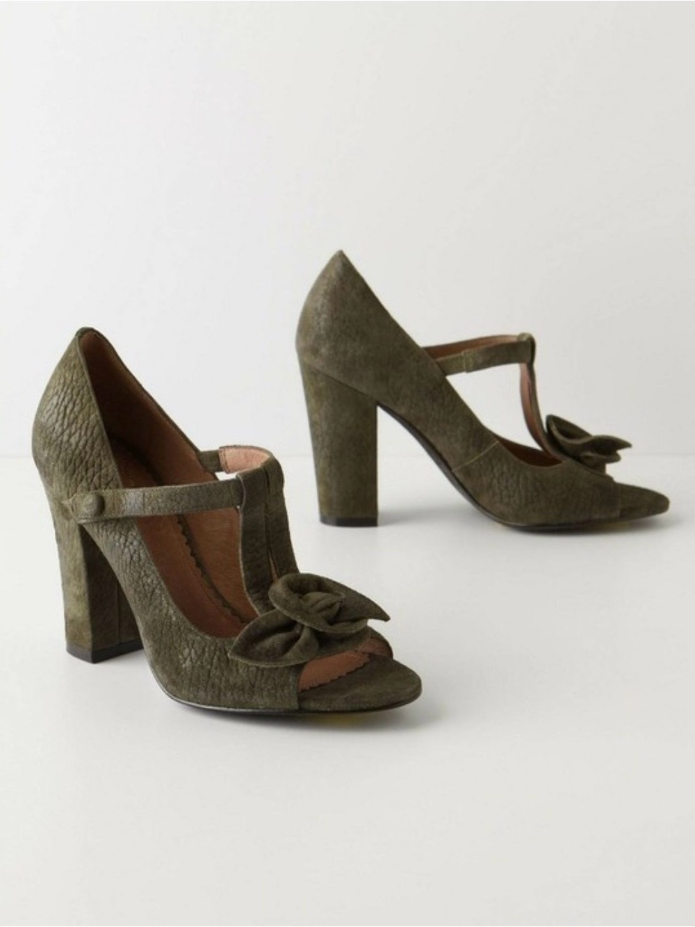 Anthropologie Little Miss Albright Colette Olive Green Suede Pumps